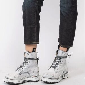 R13 Single Stack Boots